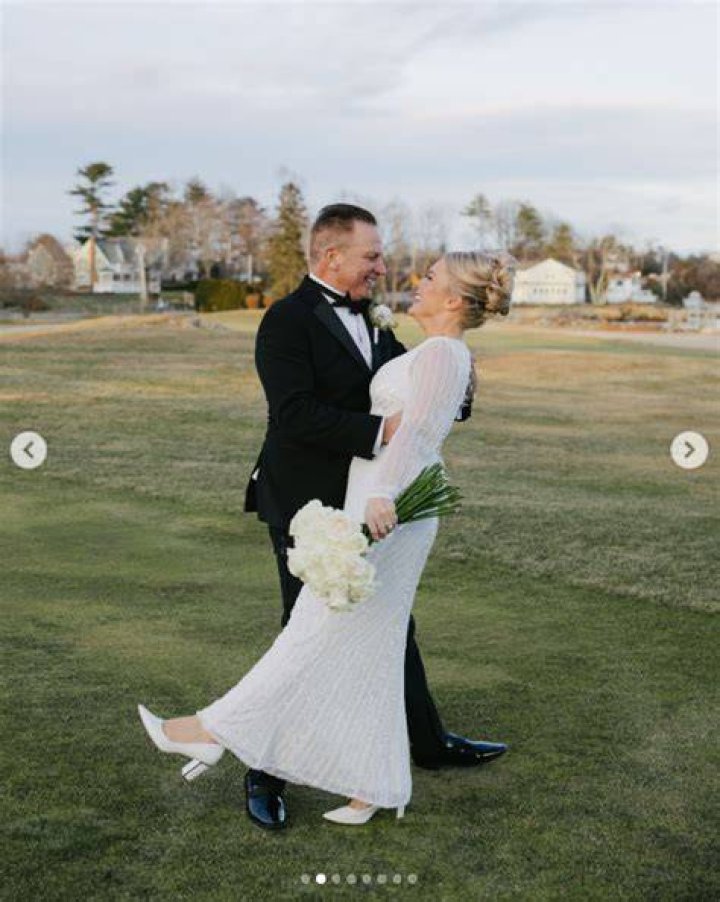 Wiki, Bio, Age, Husband, Married, Wedding ·